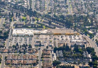 700-960 Arneill Rd, Camarillo, CA - AERIAL  map view