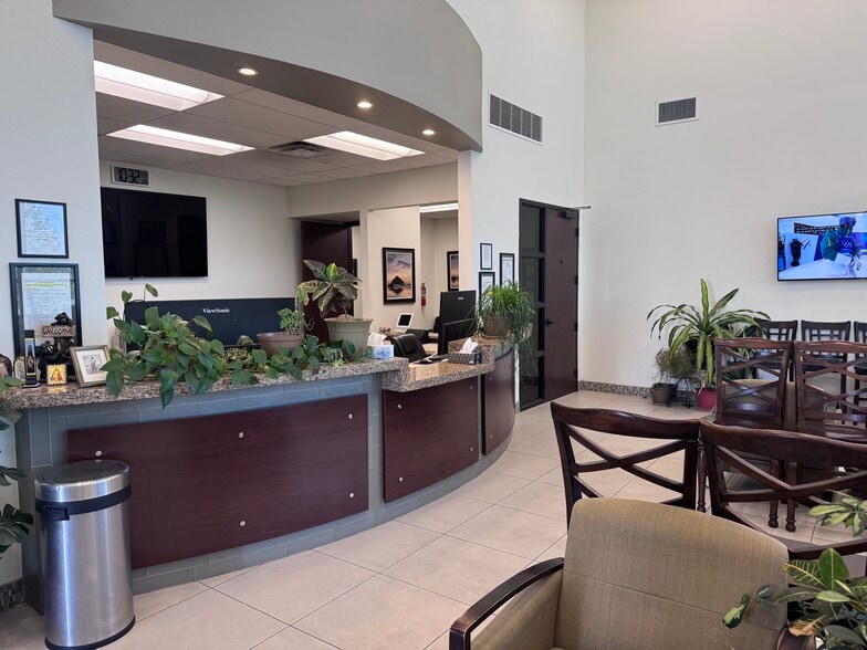 2200 George Dieter Dr, El Paso, TX for sale - Building Photo - Image 3 of 42