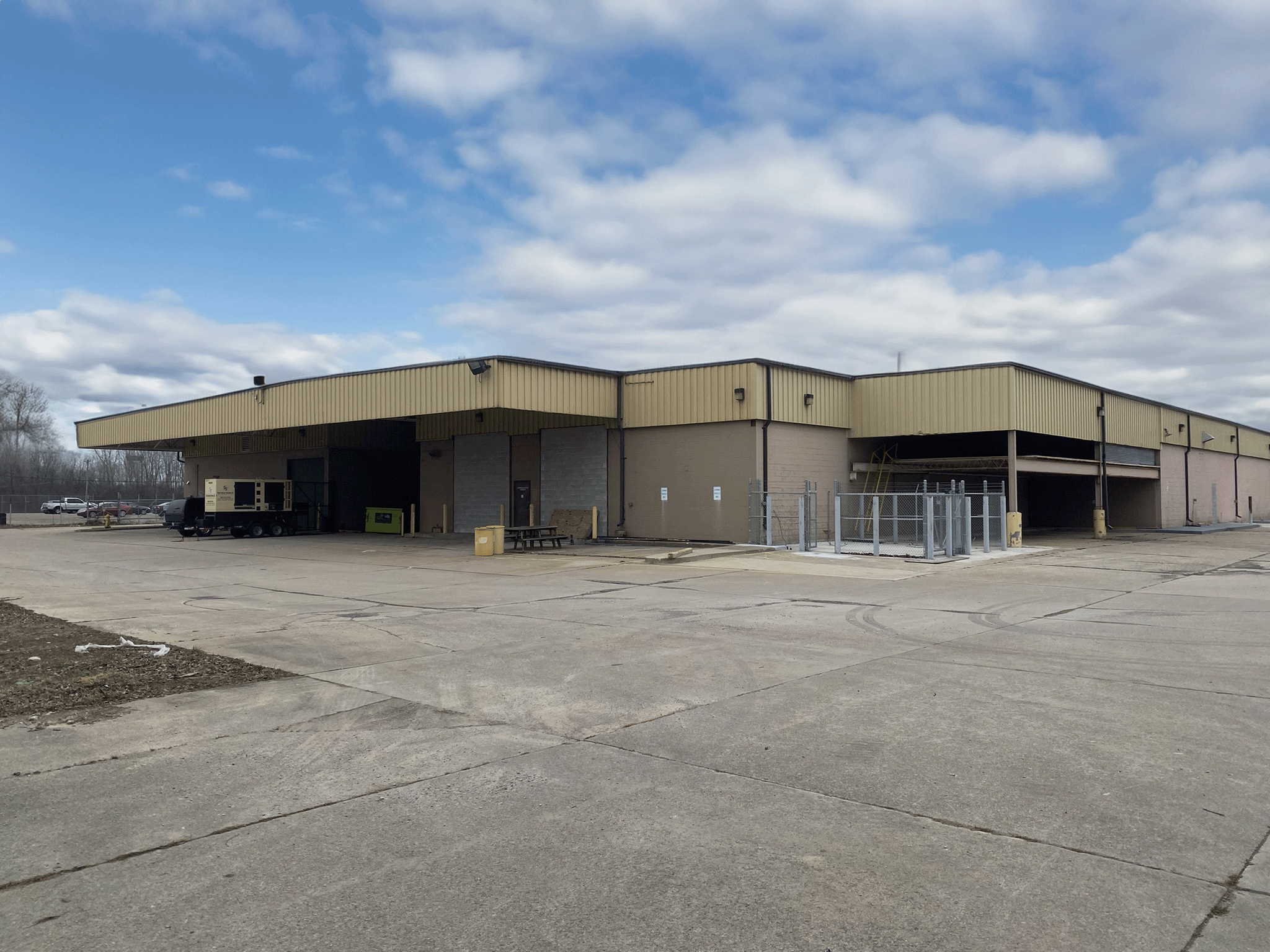 25325-25371 Henry B Joy Blvd, Harrison Township, MI for lease Building Photo- Image 1 of 5