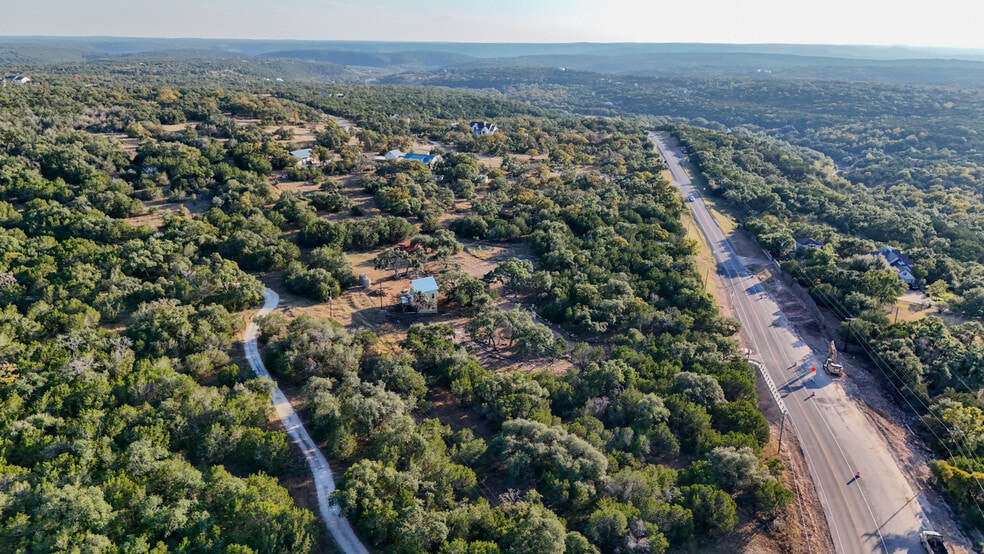 5154 Old Kyle Rd, Wimberley, TX for sale - Building Photo - Image 2 of 8