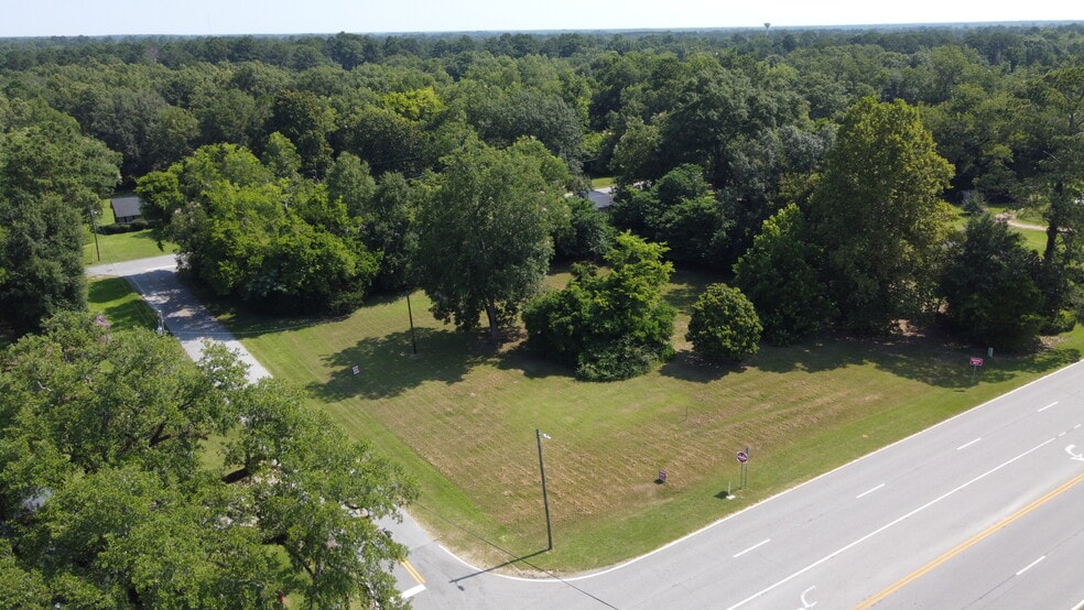 102 Peach N ave, Leesburg, GA for sale - Building Photo - Image 3 of 15