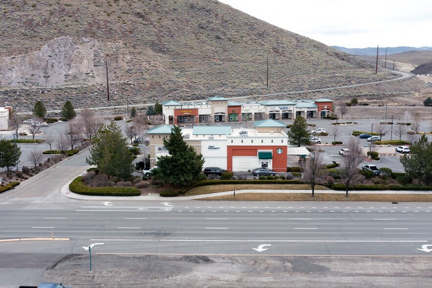 5210-5390 Longley Ln, Reno, NV à louer - Photo du bâtiment - Image 2 de 4