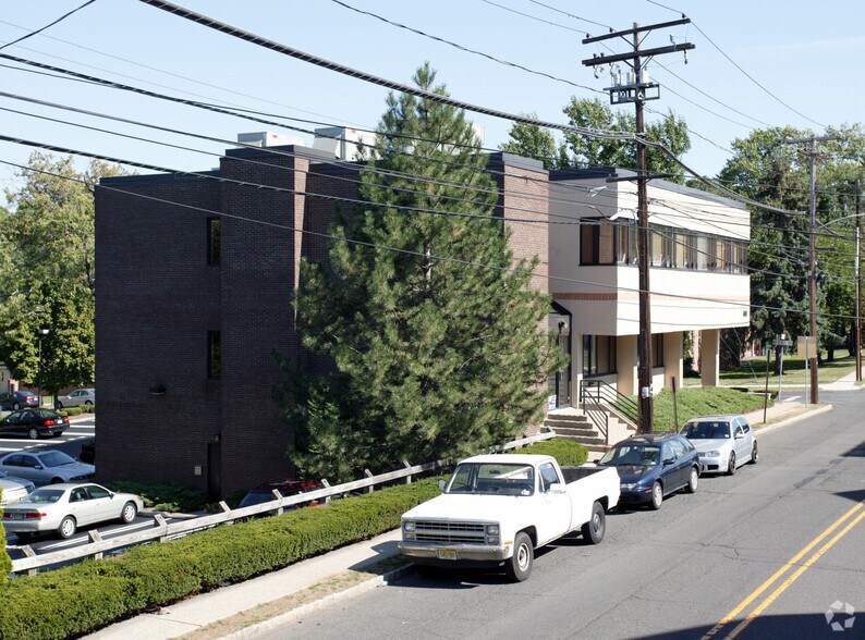 469 Morris Ave, Summit, NJ for lease - Building Photo - Image 2 of 3