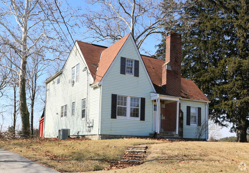 2877 Baltimore Blvd, Finksburg, MD for sale - Primary Photo - Image 1 of 7