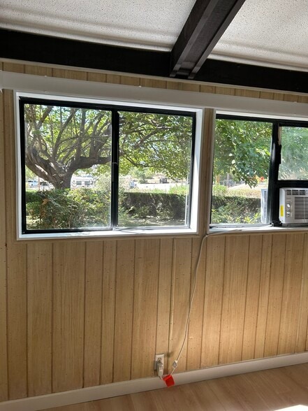 25071 Monroe Ave, Murrieta, CA for sale - Building Photo - Image 2 of 21