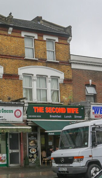 40 Upton Ln, Londres à vendre - Photo du bâtiment - Image 2 de 2