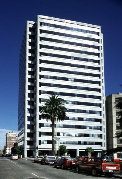 1901 Harrison St, Oakland, CA à louer - Photo du bâtiment - Image 2 de 11