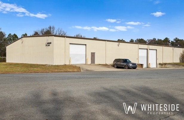 209 S Main St, Oakboro, NC for lease - Building Photo - Image 1 of 4