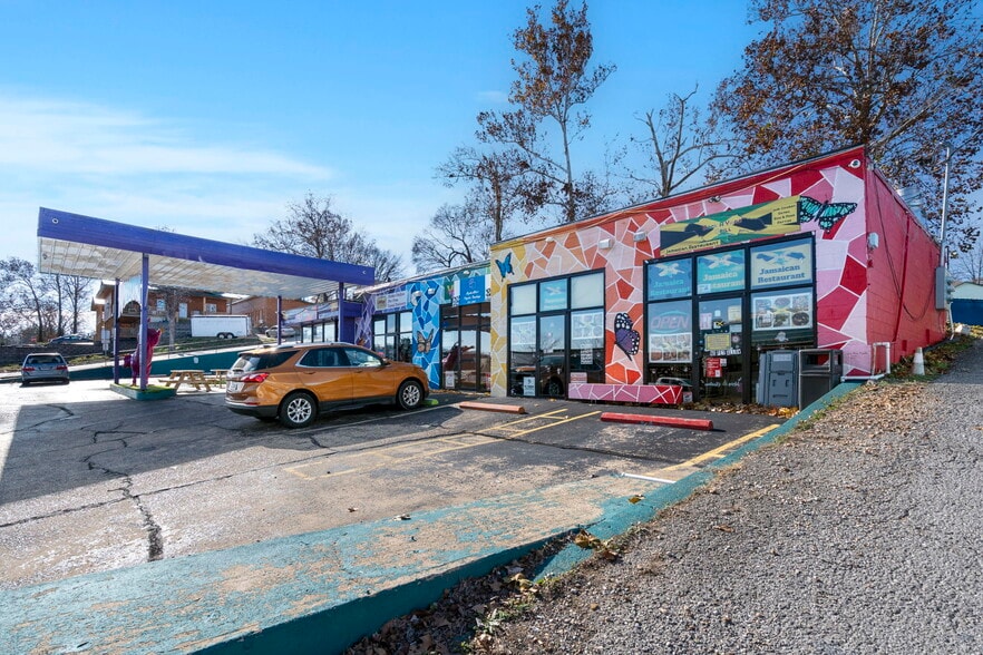 125 S Business Us Highway 65, Branson, MO for sale - Building Photo - Image 2 of 12