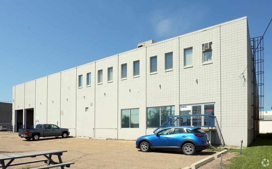 14604 115th A Ave NW, Edmonton, AB for lease - Primary Photo - Image 1 of 10