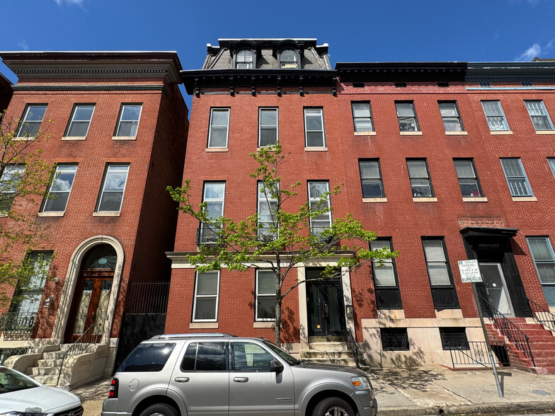 814 Park Ave, Baltimore, MD à vendre - Photo du bâtiment - Image 1 de 12