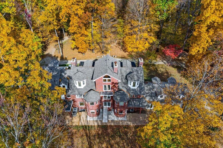6211 Rocky Point Rd, Cookeville, TN à vendre - Photo du bâtiment - Image 2 de 90