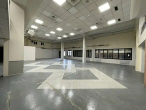 10 Rue De Stalingrad, Drancy for lease Interior Photo- Image 1 of 7