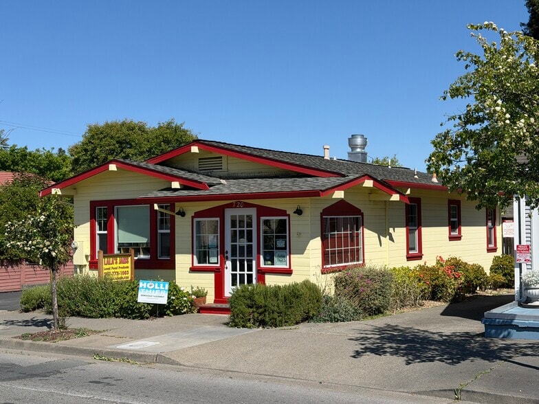 720 E Washington St, Petaluma, CA for sale - Building Photo - Image 2 of 42