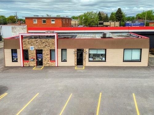 14 Rue Langlois, Granby, QC à vendre - Photo du bâtiment - Image 3 de 22