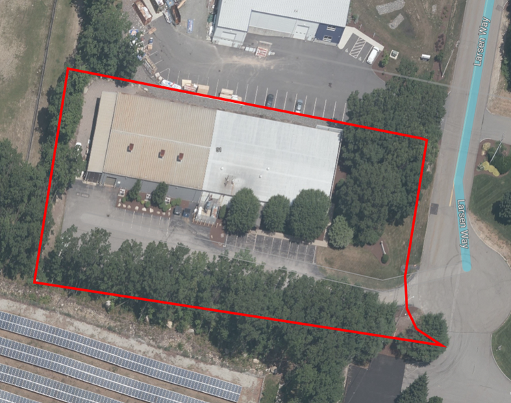 31 Larsen Way, North Attleboro, MA for lease - Building Photo - Image 2 of 4