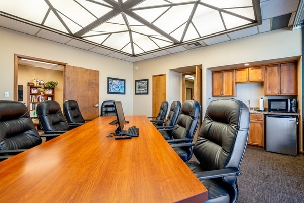 1622 N Black Canyon Fwy, Phoenix, AZ for lease - Interior Photo - Image 3 of 4