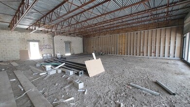 7443-7495 N University Dr, Tamarac, FL for lease Interior Photo- Image 2 of 2