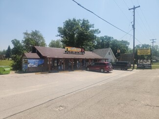 More details for 1470 N Clare Ave, Harrison, MI - Retail for Sale