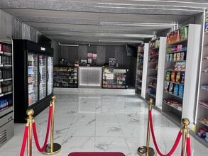 219 W 14th St, New York, NY for lease Interior Photo- Image 2 of 10