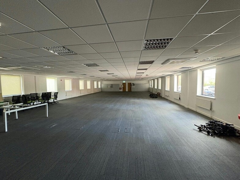 2 Midland Way, Barlborough for lease - Building Photo - Image 2 of 2