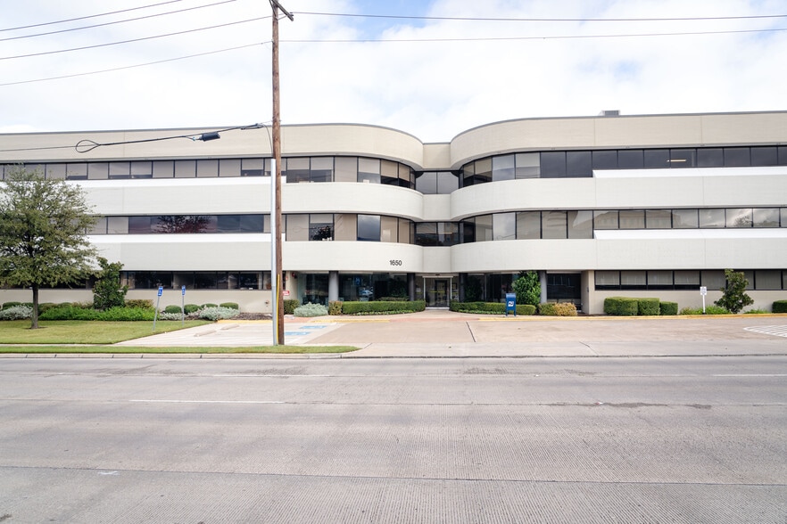 1650 W Rosedale St, Fort Worth, TX for lease - Building Photo - Image 1 of 5
