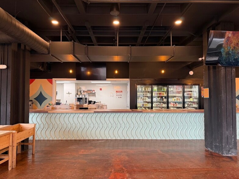 300 E Washington St, Syracuse, NY à louer - Photo du bâtiment - Image 2 de 13