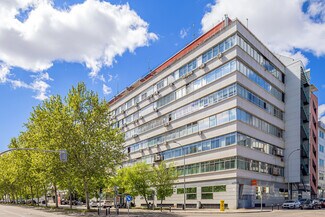 Plus de détails pour Calle de San Romualdo, 26, Madrid - Bureau à louer