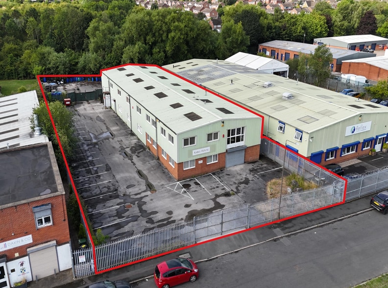 Amber Dr, Nottingham à vendre - Photo du bâtiment - Image 2 de 24