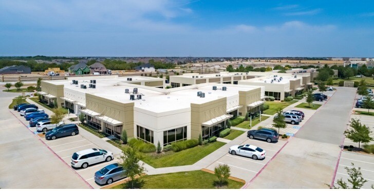 800 N Watters Rd, Allen, TX à louer Photo du bâtiment- Image 1 de 6