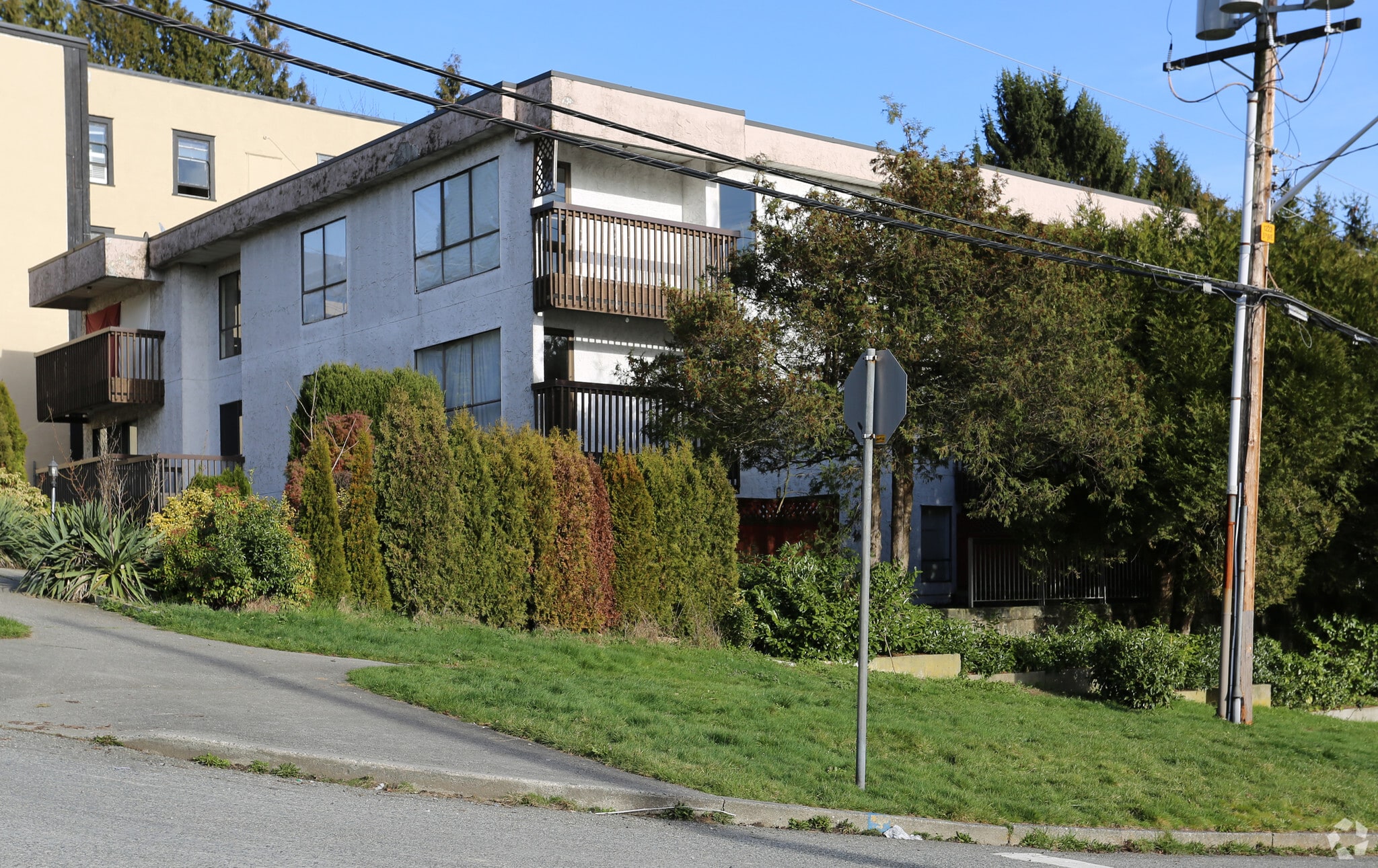 1222 5th Ave, New Westminster, BC à vendre Photo principale- Image 1 de 5