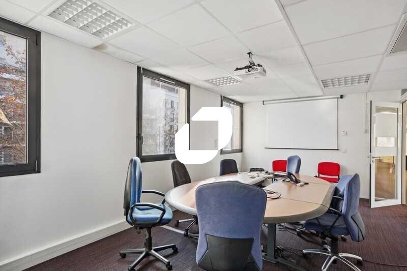 36-38 Avenue Pierre Brossolette, Malakoff for lease - Interior Photo - Image 2 of 18