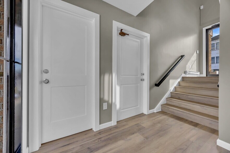 80 N Gaston Ave, Somerville, NJ à louer - Photo du bâtiment - Image 3 de 14