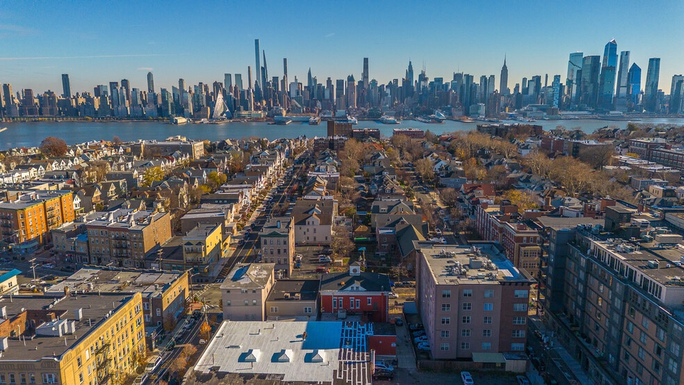 4407-4411 Park Ave, Union City, NJ à vendre - Photo du bâtiment - Image 3 de 22