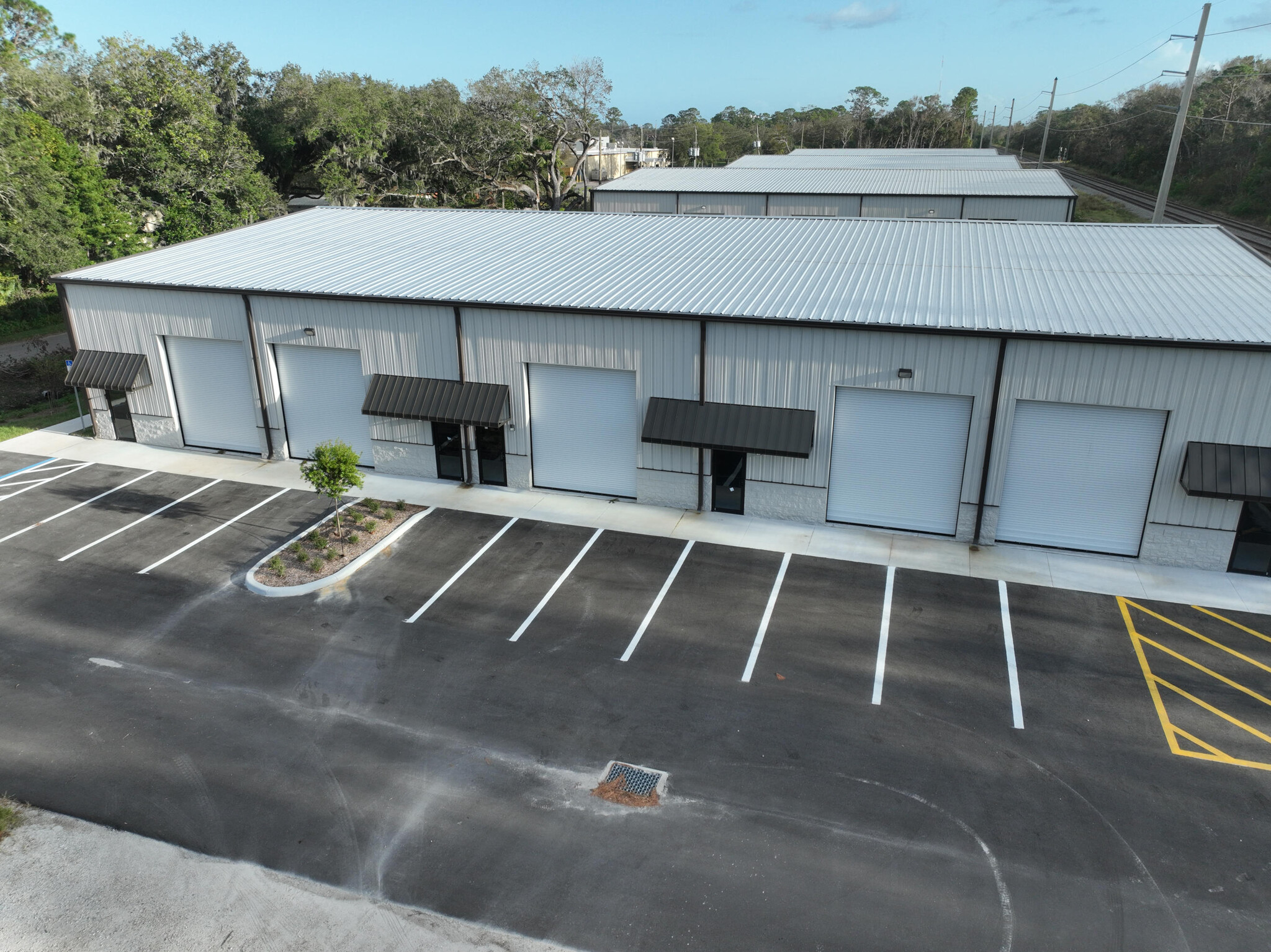 730 Parque Dr, Ormond Beach, FL for lease Primary Photo- Image 1 of 8