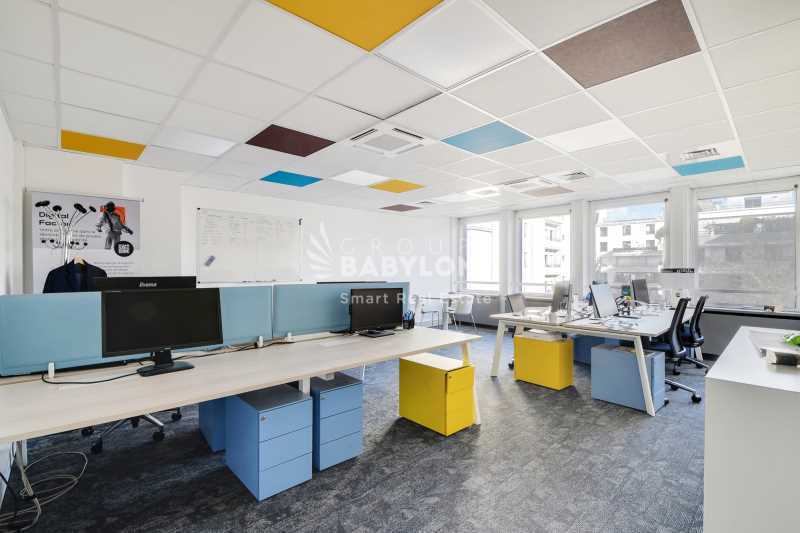 Bureau dans Neuilly-sur-Seine à louer - Photo intérieure - Image 3 de 11