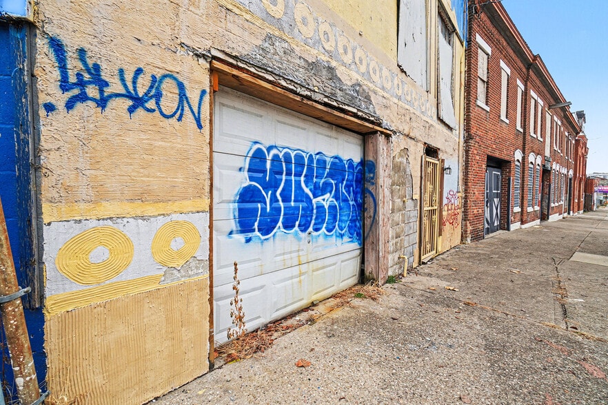 1778 Central Ave, Cincinnati, OH à vendre - Photo du bâtiment - Image 2 de 17