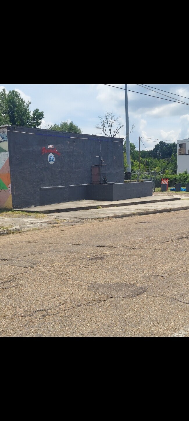 More details for 1836 Mill St, Jackson, MS - Retail for Sale
