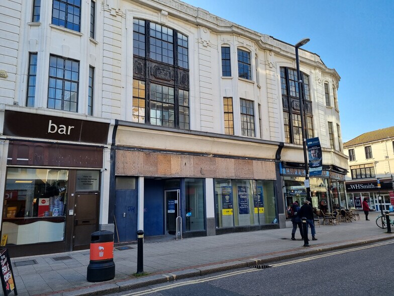 8-9 Arcade Buildings, Worthing à louer - Photo du bâtiment - Image 2 de 2