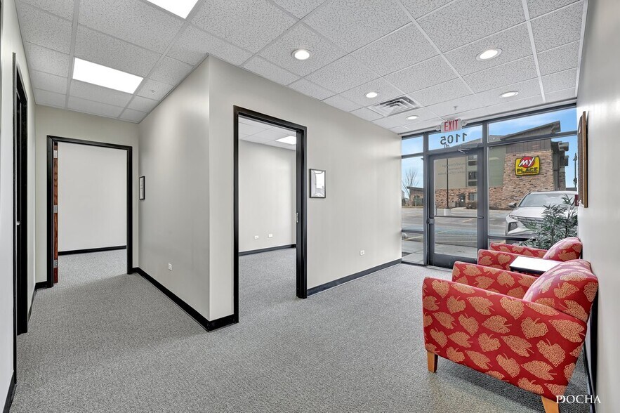1109 Ritter St, North Aurora, IL à louer - Hall d’entrée - Image 3 de 15