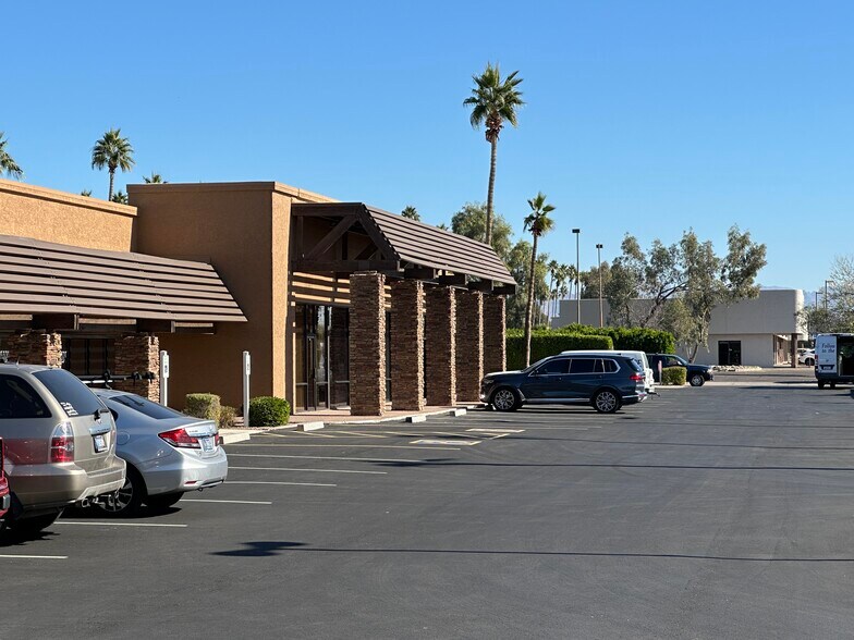 4830 E Main St, Mesa, AZ à louer - Photo du bâtiment - Image 3 de 15