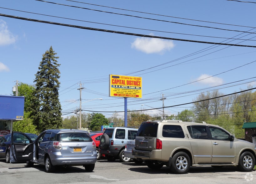 1172 Central Ave, Albany, NY à vendre - Photo du bâtiment - Image 2 de 4