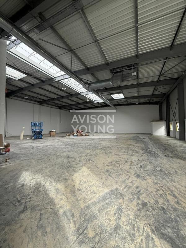 Industrial in Le Mesnil-Amelot for lease Interior Photo- Image 1 of 3