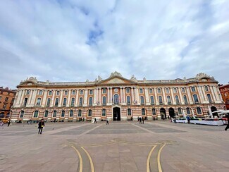 Plus de détails pour 9 Place Du Capitole, Toulouse - Bureau à vendre