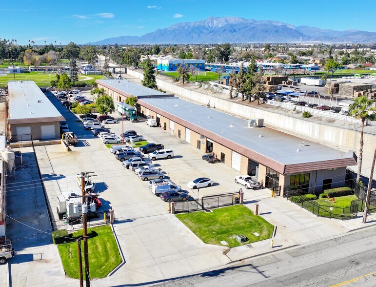 346 S I St, San Bernardino, CA à louer - Photo du bâtiment - Image 3 de 9