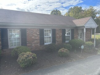 Plus de détails pour 3029 Old Forest Rd, Lynchburg, VA - Bureau à vendre