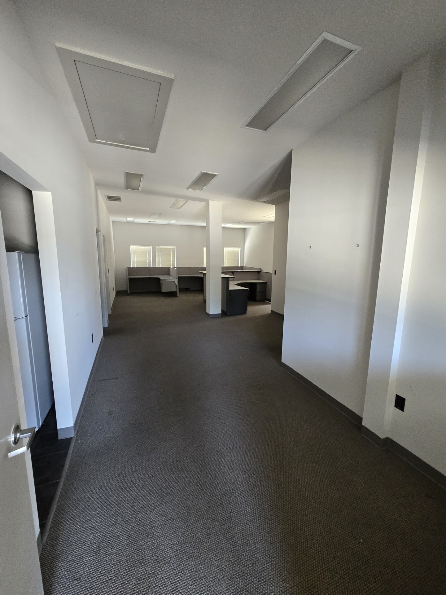 2418 Marsh Ln, Carrollton, TX à louer Photo intérieure- Image 1 de 9