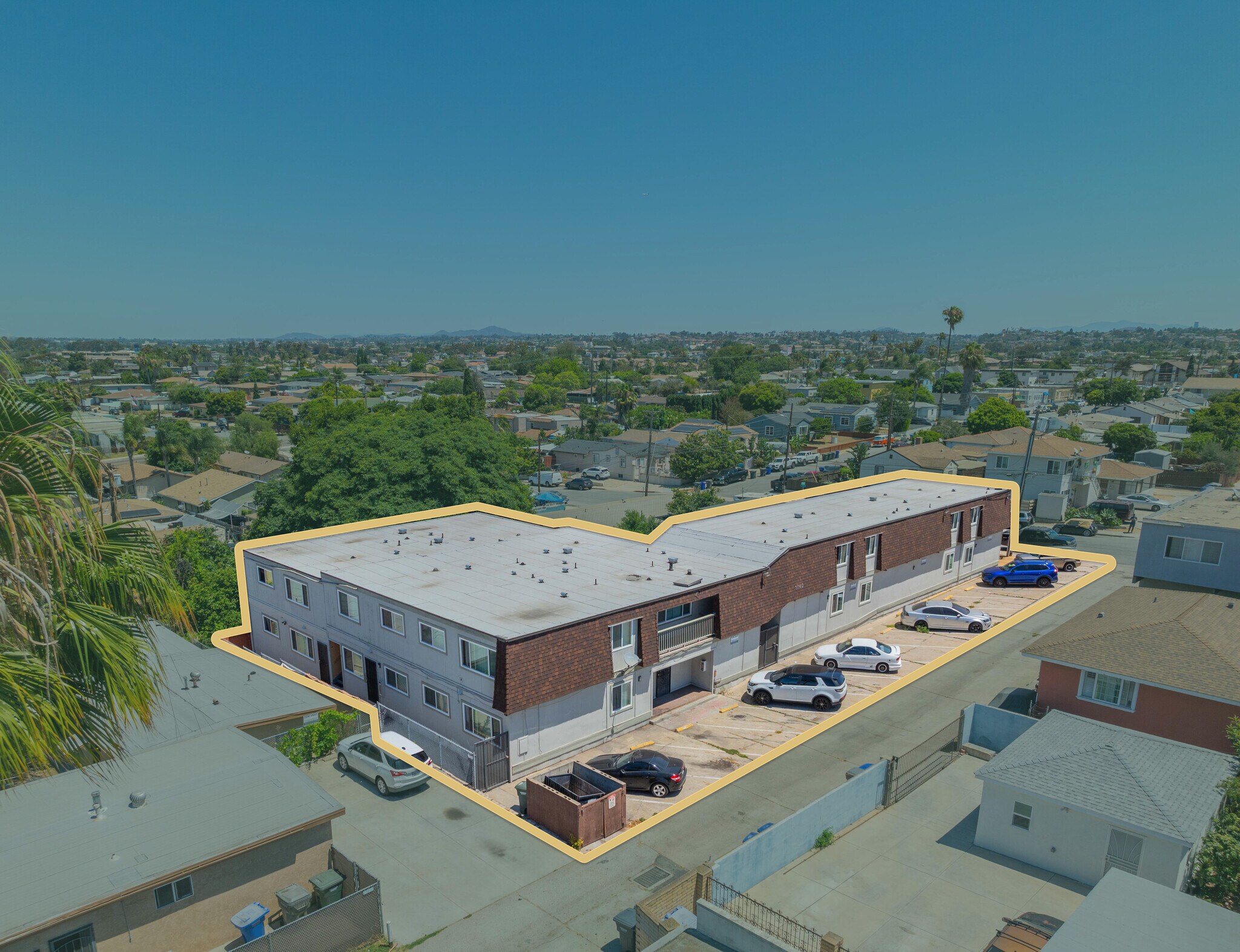 1740 N Ave, National City, CA à vendre Photo du bâtiment- Image 1 de 25