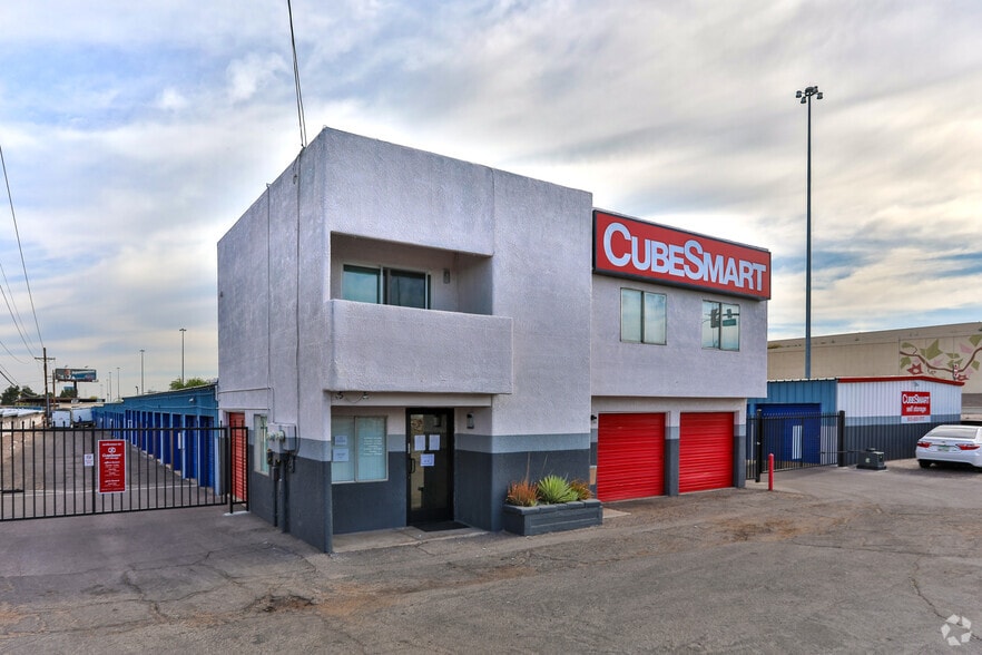 702 W Silverlake Rd, Tucson, AZ for sale - Primary Photo - Image 1 of 3