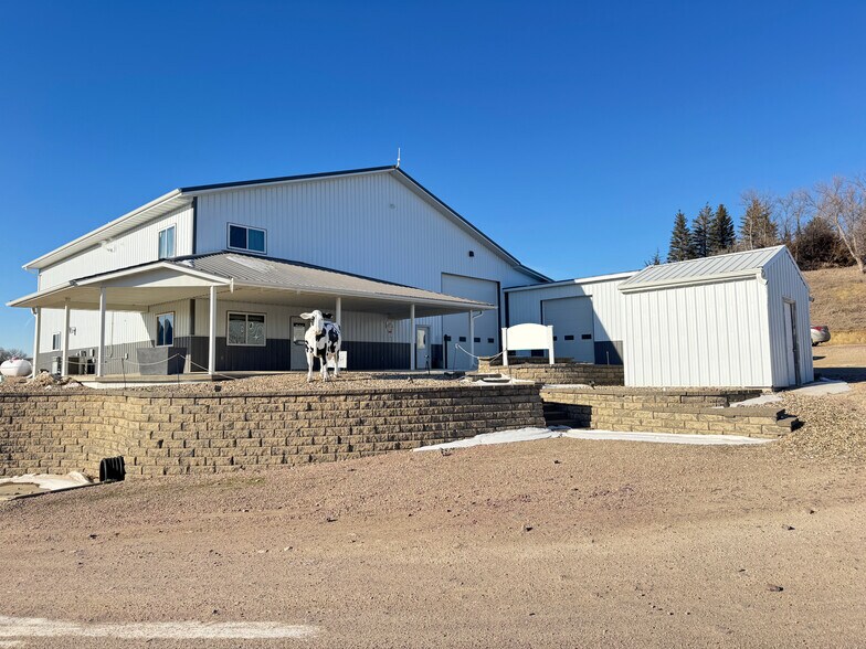 1662 Ashley Ave, Larchwood, IA à louer - Photo du bâtiment - Image 1 de 6